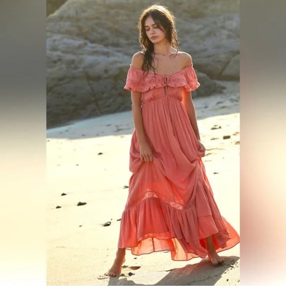 Free People Dresses & Skirts - Free people Moonlight Ocean Maxi Dress